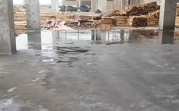 德令哈不发火地坪