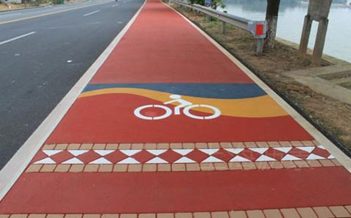 德令哈彩色路面解决方案：环氧地坪的新趋势